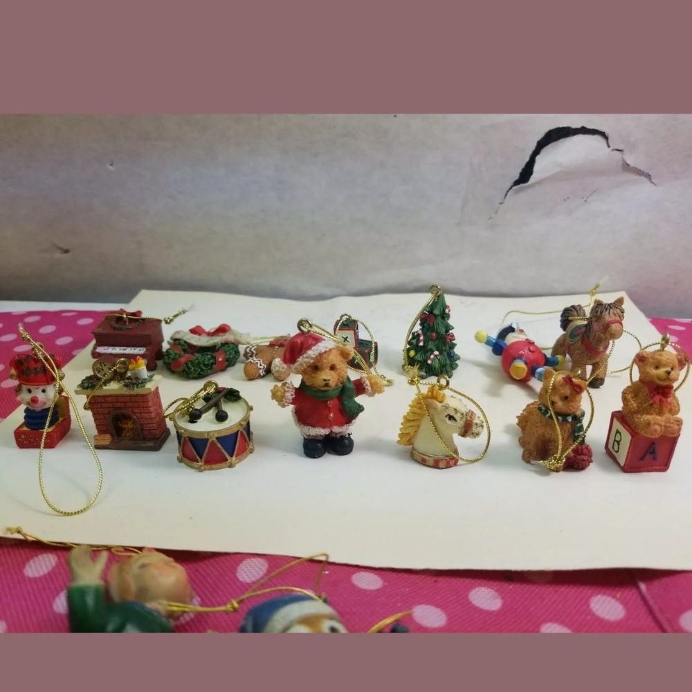 Vintage Christmas Ceramic/porcelain  Ornaments.,C